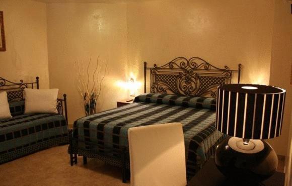 Dimora Storica "Casa Sicuro" Bed and Breakfast Martano Εξωτερικό φωτογραφία